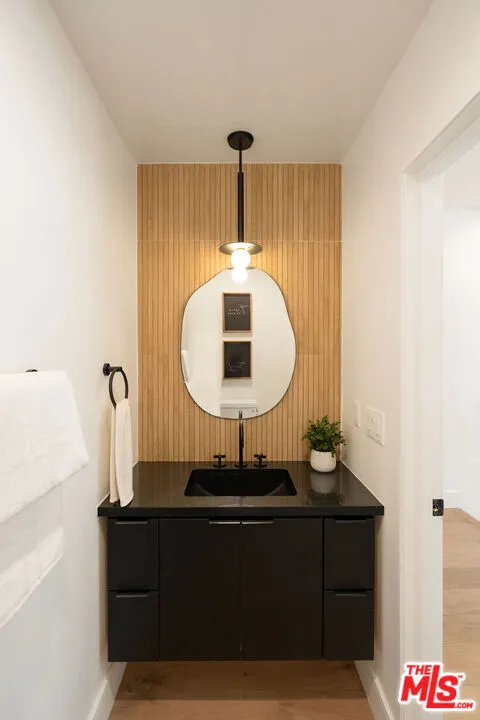 6048 Burwood Avenue, Los Angeles, California 90042 home-pic-16